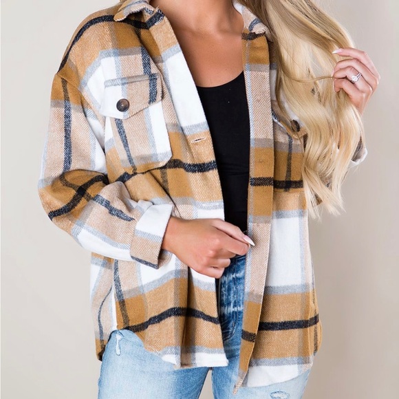 Tops - Host Pick💕  Plaid Shacket